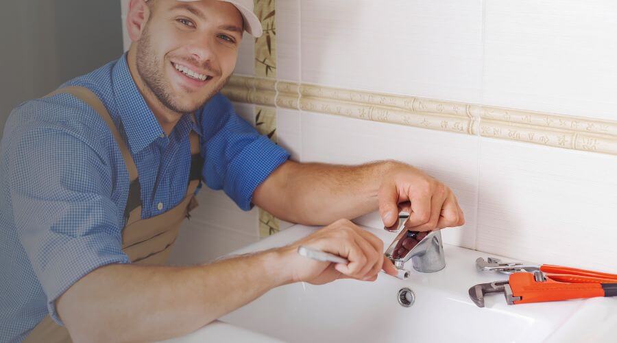 Handle or spout repair in Mount Sinai, NY